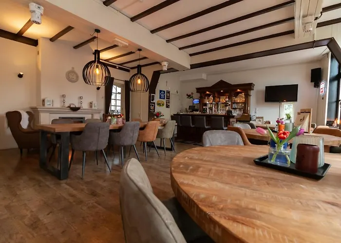 B&B Hotel Gasthoeve Het Valkennest